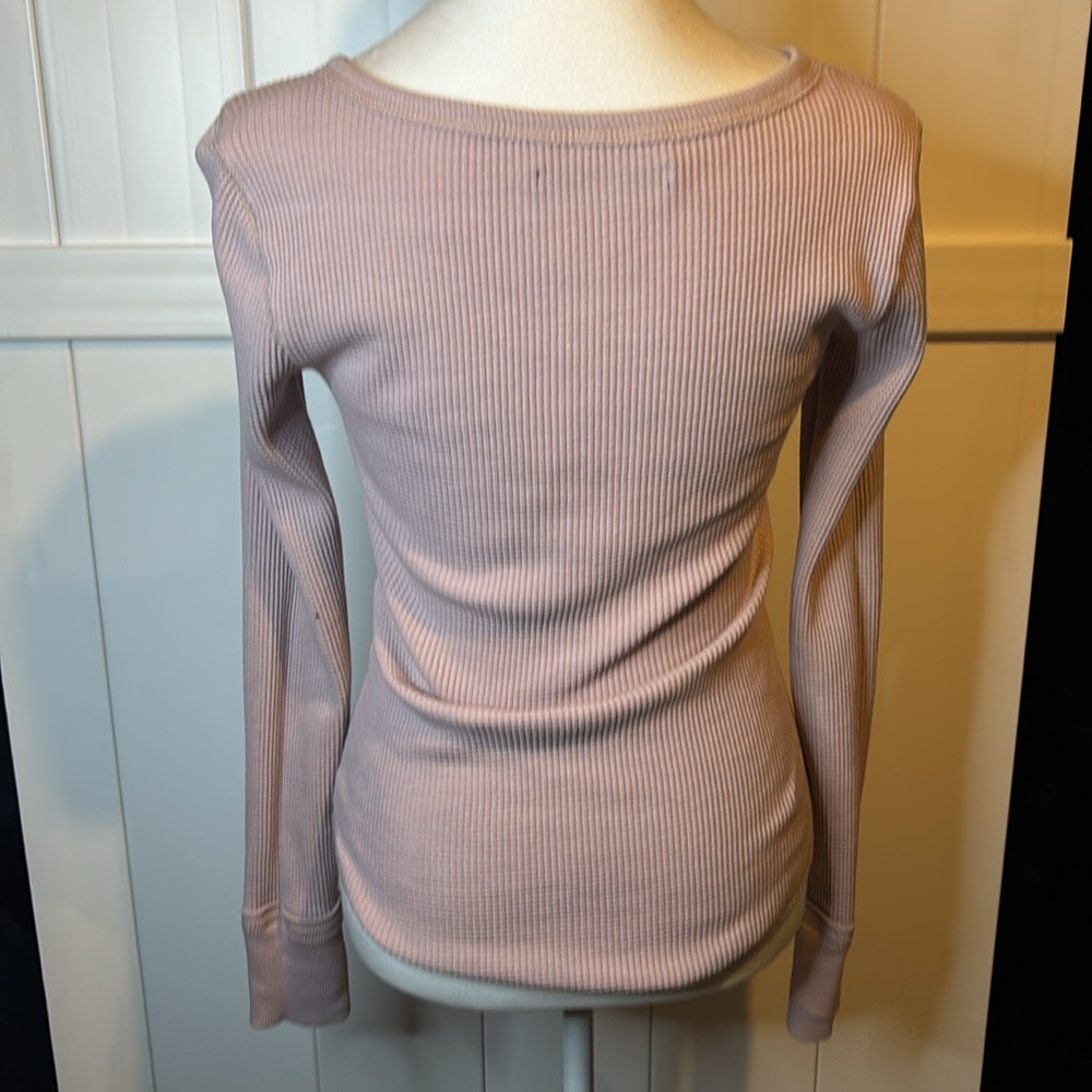 Abercrombie & Fitch pale pink thermal top - Picture 4 of 5